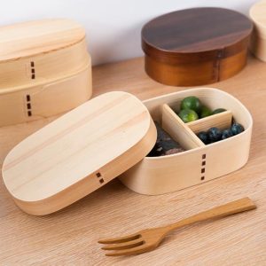 Wooden lunch box